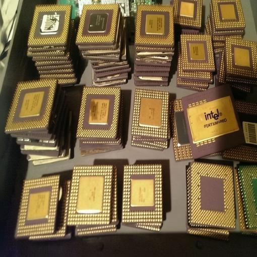 AMD 286 / 386 / 486 / K5 / 29000 Series Ceramic CPU Scrap